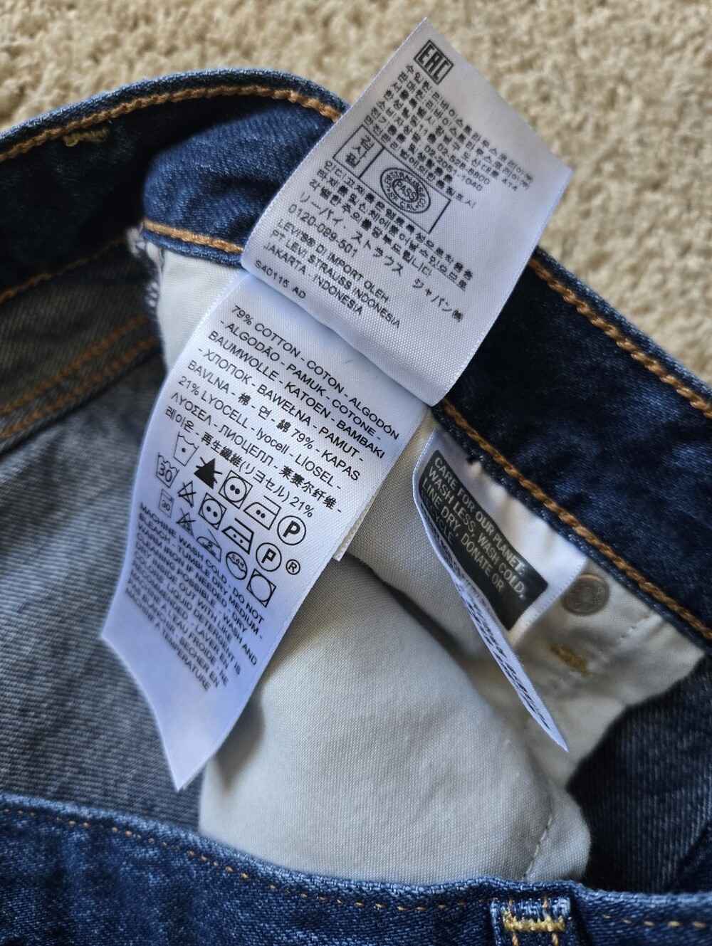 Levis Premium Loose Taper Crop Jeans Womens 29 Blue - Picture 4 of 8